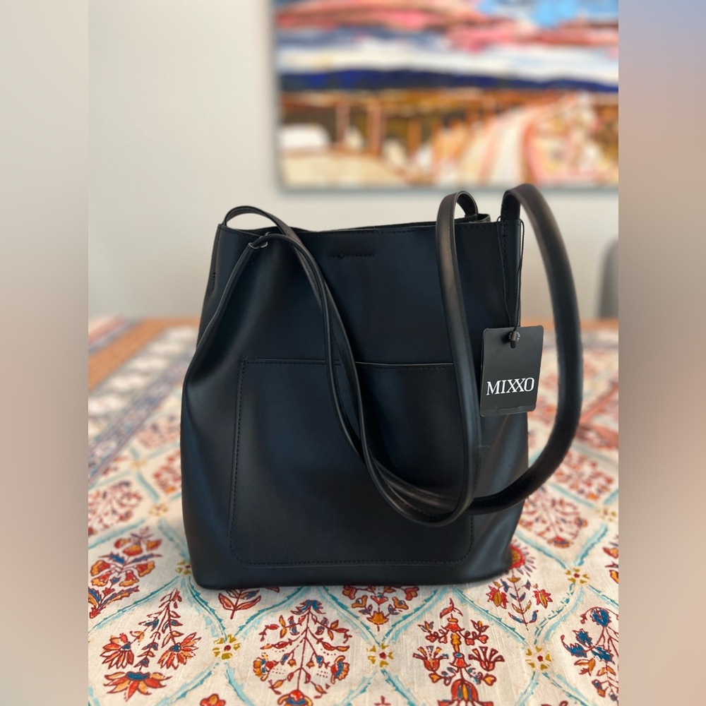 Mixxo Bucket Bag